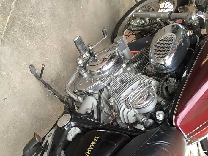 雅马哈天王xv750