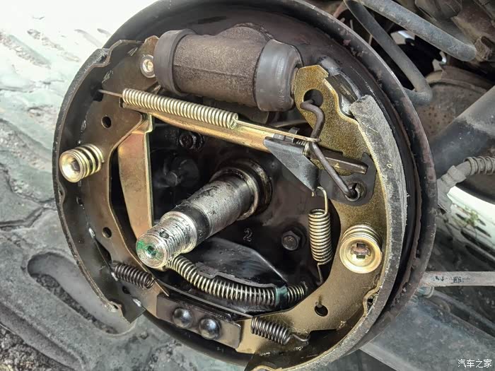 【图】求助帖 更换后轮刹车片后前进异响_乐驰论坛_汽车之家论坛
