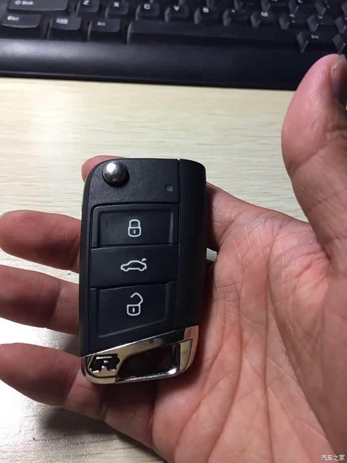 高尔夫7车钥匙换r底座