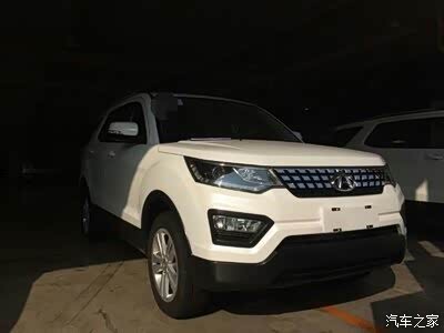 这样看,cx70是不是有路虎揽胜运动版的范儿.