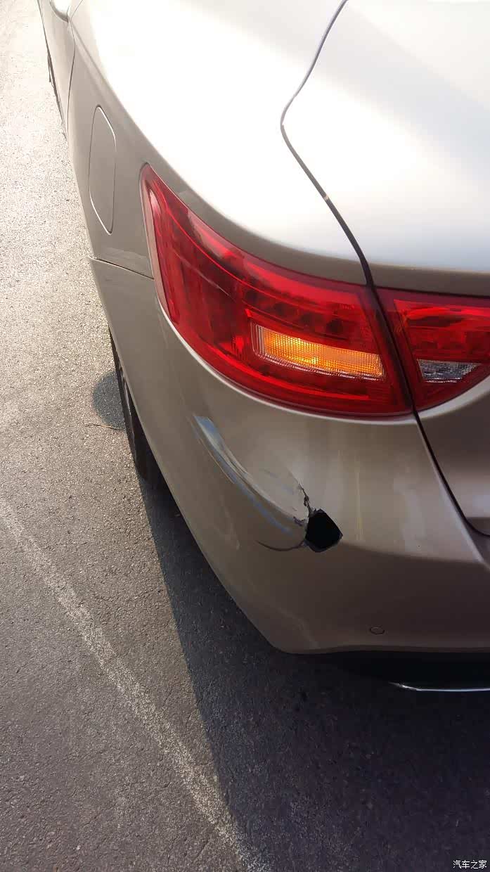 刚提的车就被蹭了