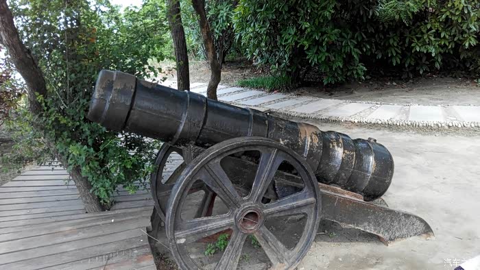 古炮台,打死你小日本鬼子.