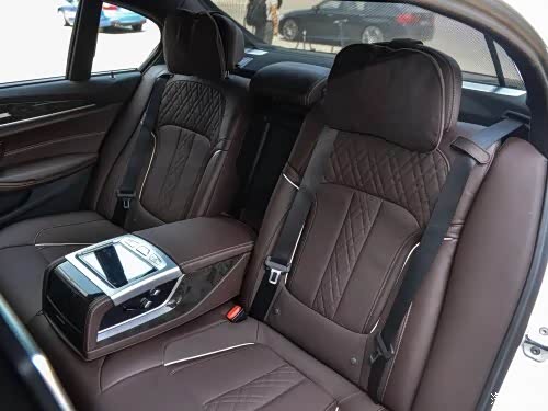 530m套件选摩卡棕色座椅要加价10800