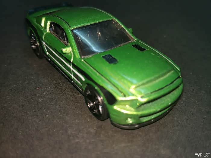 风火轮10年野马与69年野马对比