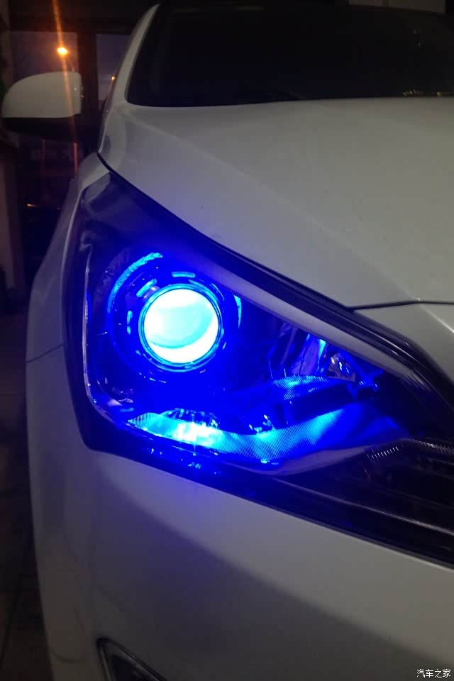 直播瑞纳改透镜大灯