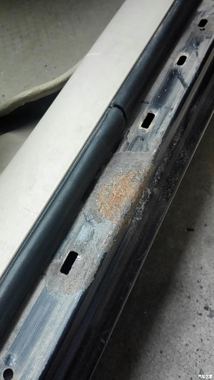 老瑞虎门槛条生锈,14款的还这样吗,怎么预防
