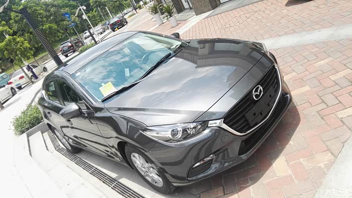 流星灰的颜色怎么样?照片看起来好像还可以