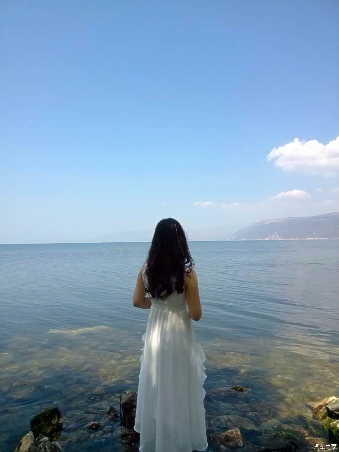 最后来个面向洱海的背影