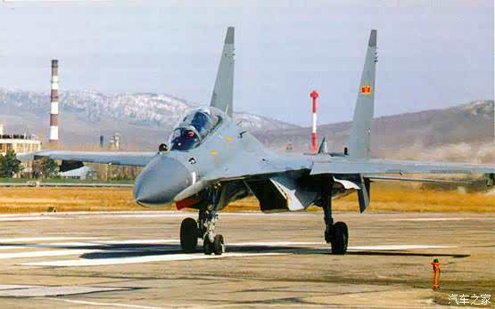 五菱宏光s好比苏30,头比较方圆.s1好比苏34头比较扁.