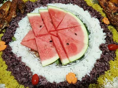 佩服傣族人民勤劳智慧各色米饭搭配诱人嘛