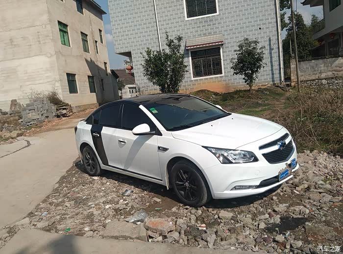 15经典科鲁兹提车一年了,改黑顶～黑轮廓～大灯总成.