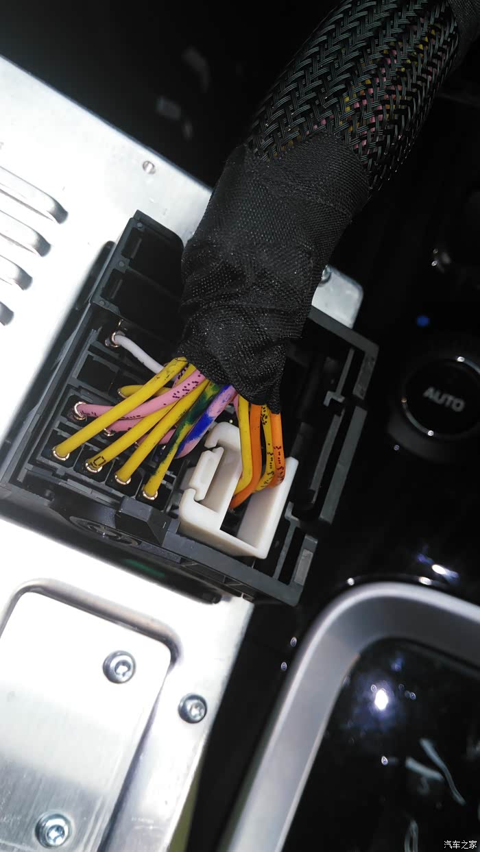 求助德赛西威3008定制导航一体机如何安装360全景摄像头?