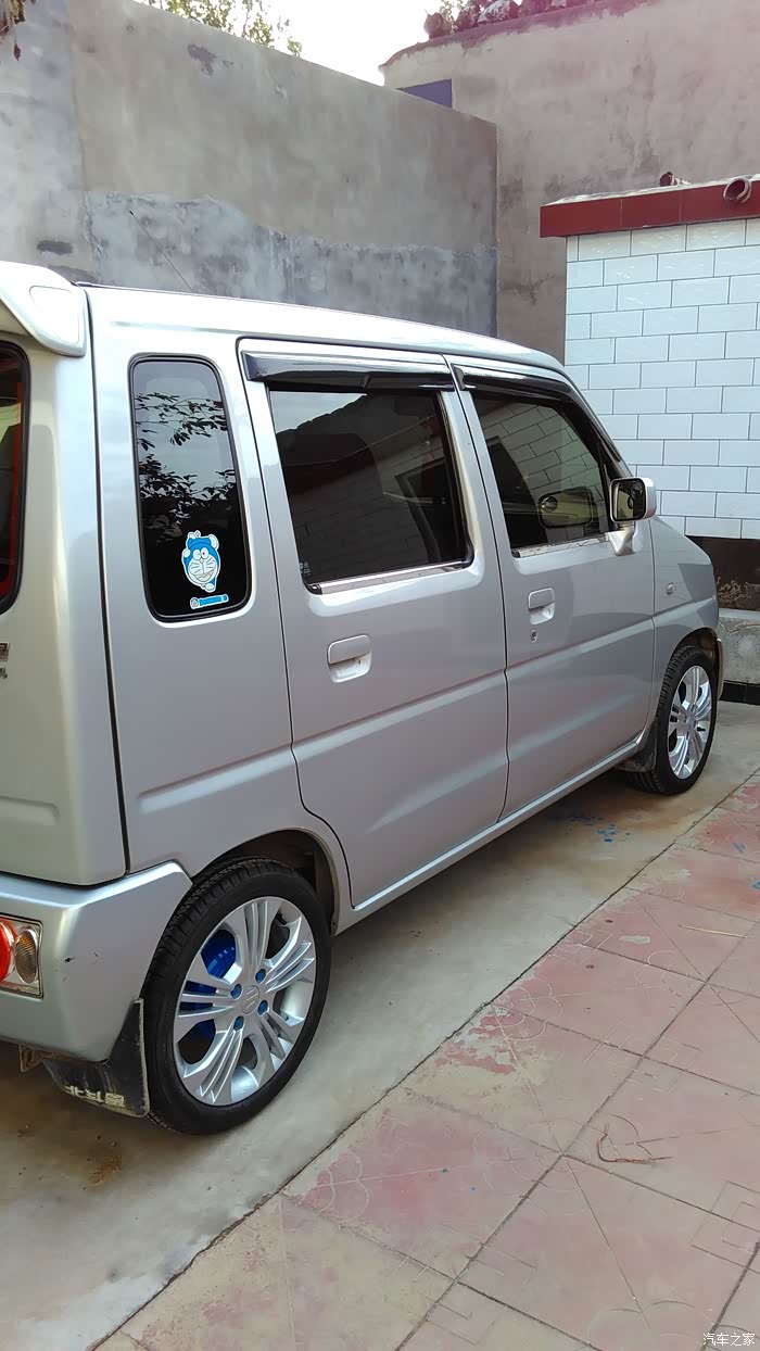 铃木北斗星想换尺寸大一点的轮胎,请问各位大师,换多大尺寸的?