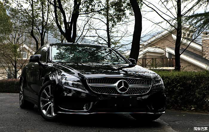 之前贴的是黑色的膜._奔驰cls论坛_汽车之家论坛