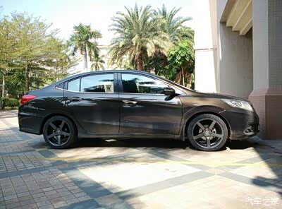 凌派各种轮毂真实改装喜欢的可以参考吧兄弟们