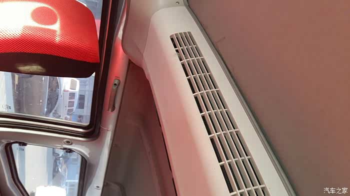 低配205加装原厂空调使用13个月行驶26万保险刚买的