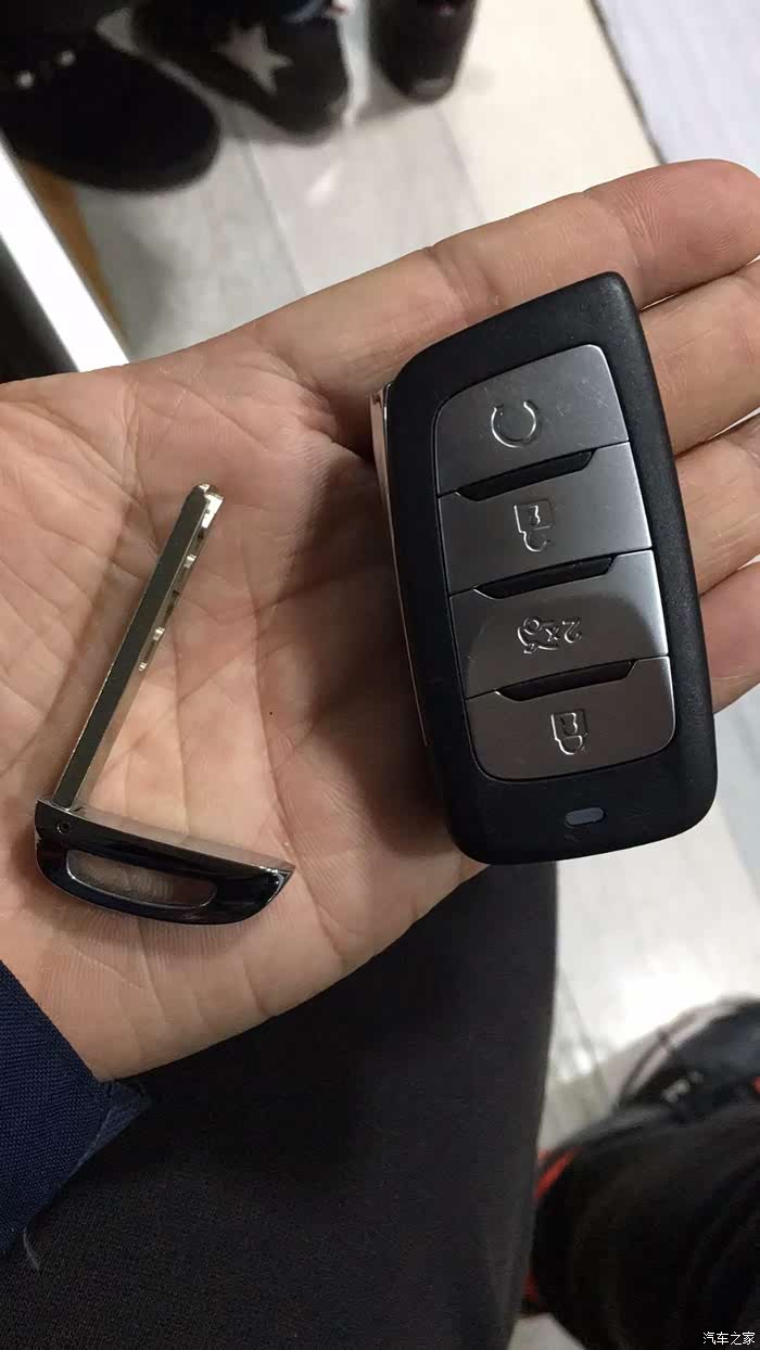cs95智能钥匙如何更换电池分享给各位95新手朋友