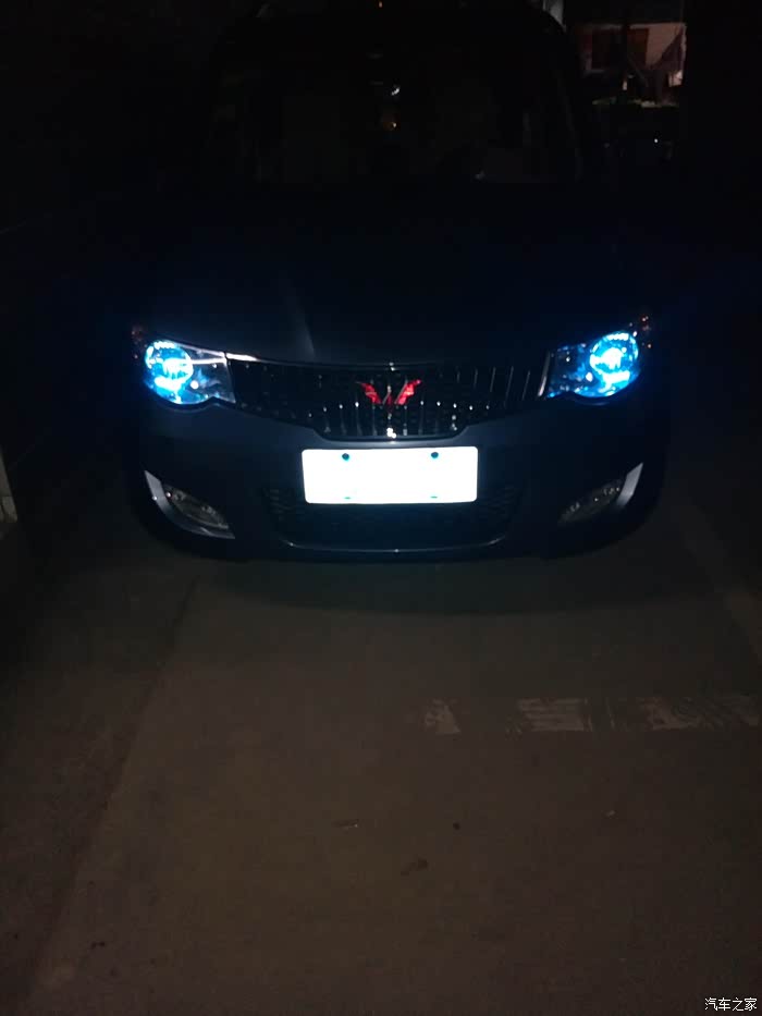 发表于 2016-1-19 20:15:27 |来自 手机汽车之家 今晚拍的氙气灯 今天