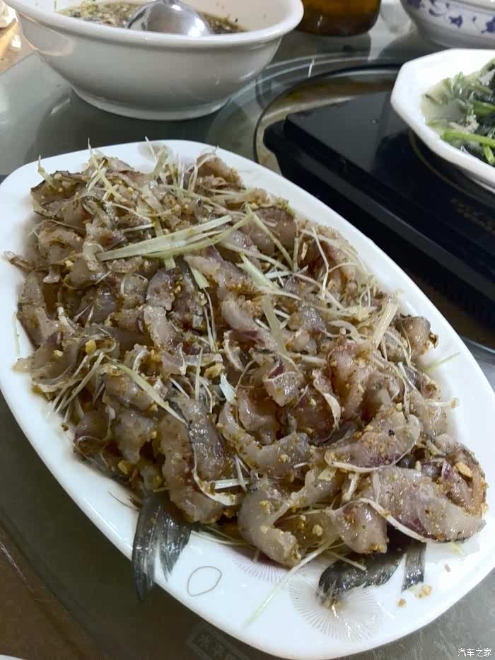 百岁寿宴和战友见面