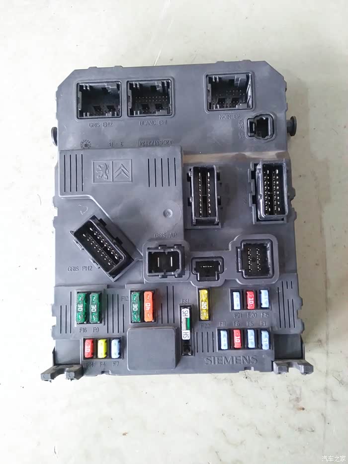 【图】206驾驶室保险丝图及功能标注_标致206论坛_汽车之家论坛