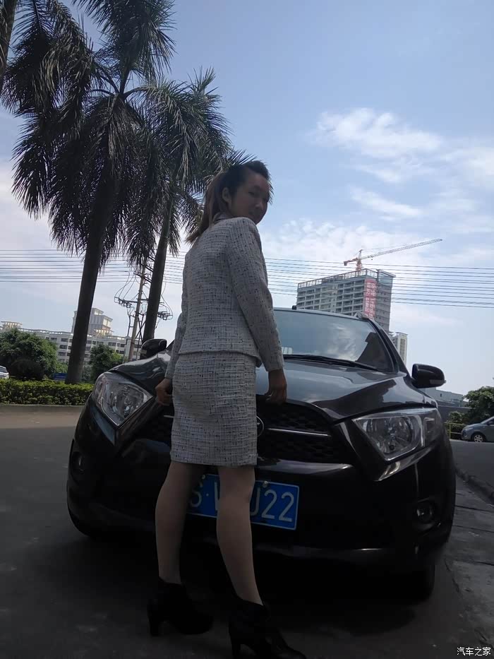 夏利n7东莞风云之媳妇当车模海量图片慎入