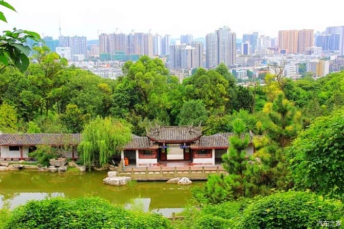 春夏秋冬景色宜人绵阳西山公园中