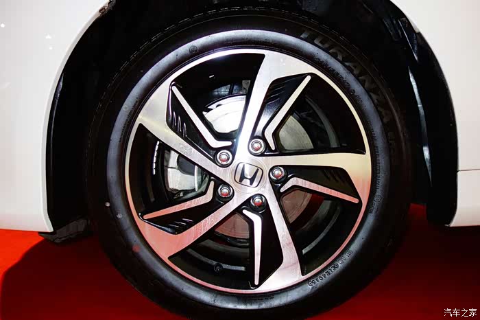 本田车型的轮毂样式都基本相同.