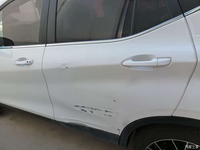 【图】我与dx3的首撞 第一次事故发帖留念_东南dx3论坛_汽车之家论坛