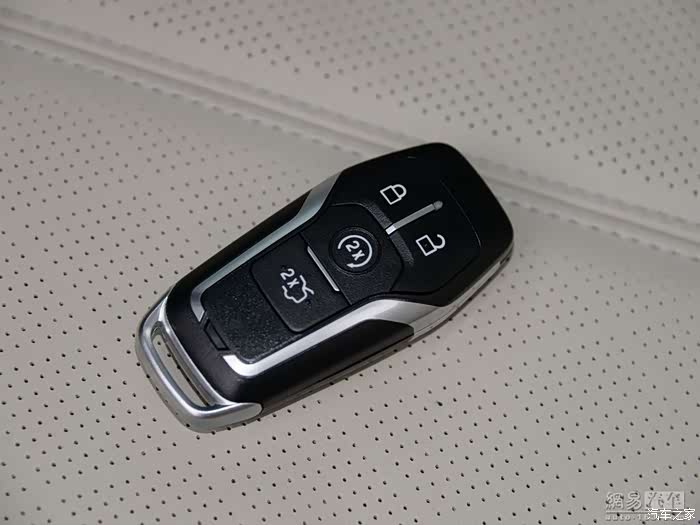 锐界车钥匙为什么比金牛座少一个键