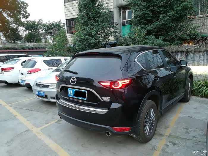 黑色极夜黑cx-5用车4月5000公里小改外观供车友借鉴