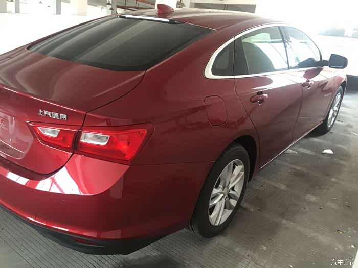 少见的红色 阳光下很骚的迈锐宝xl提车