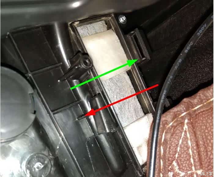 408空调滤芯安装方向