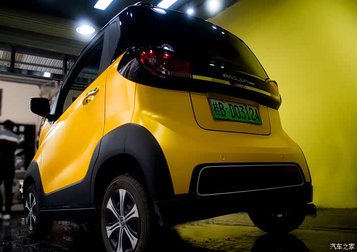 宝骏e100改色,变身大黄蜂