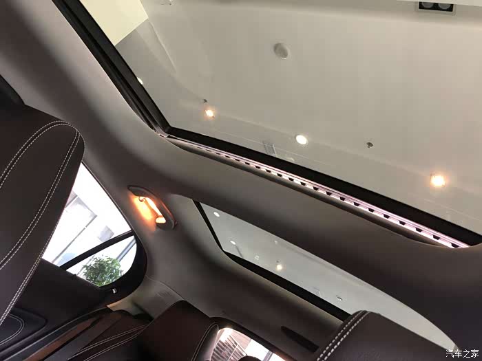 奔驰gla200提车记,引领前端!