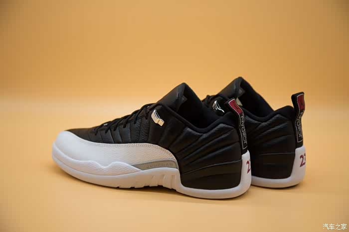 2017年的aj12lowplayoffs