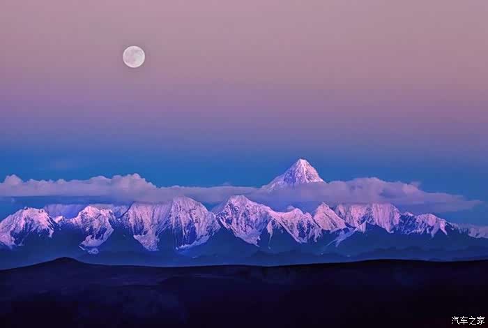 绝美华尖云海星轨炫照金山