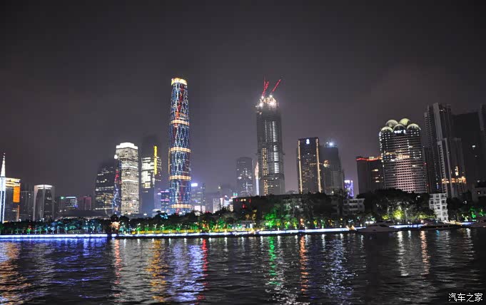 珠江烟波接海长五羊城下十洲通珠水舟系