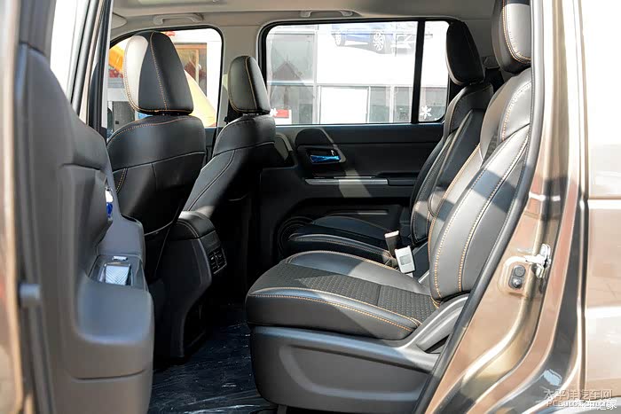 长安欧尚x70a来临