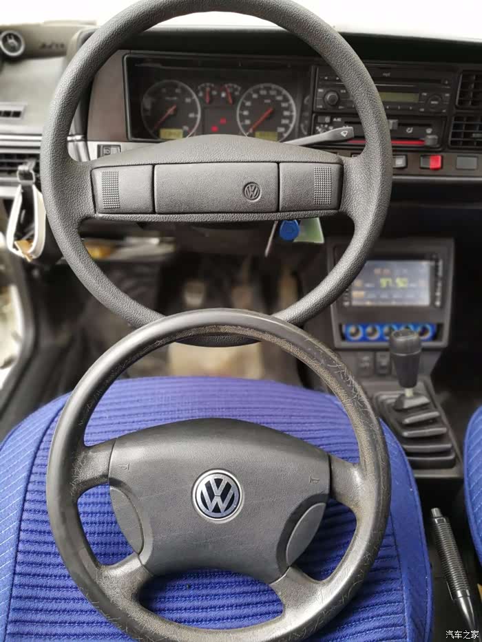 桑塔纳情怀,更换一代老普方向盘,拍档防尘罩