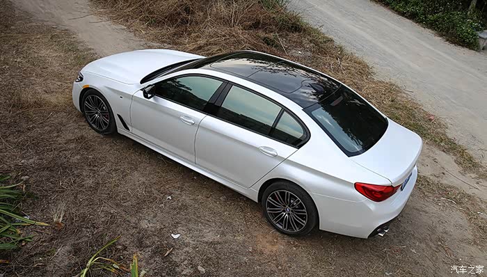 宝马新5系530li改装之车顶膜