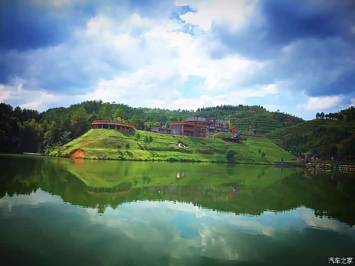 我们在上犹柏水寨游玩