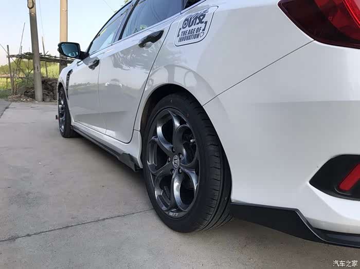 思域提车2年改装套四叶草罗密欧轮毂奖励一下买十代没后悔