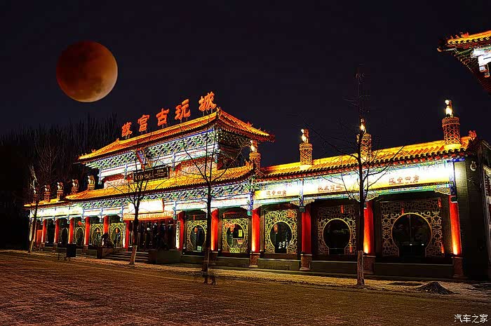【欢乐过大年】怀远门上演月亮女神