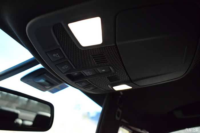 补充一下氛围灯的位置._林肯mkz论坛_汽车之家论坛