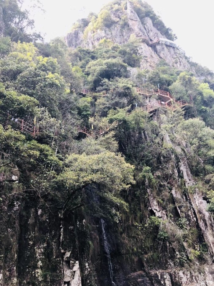 春風不燥陽光正好自駕紅獅暢遊永泰天門山