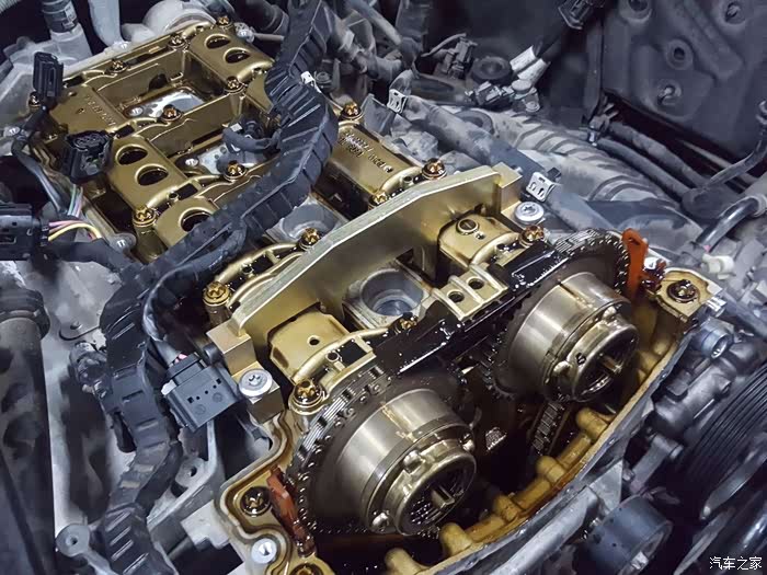 奔驰e260l凸轮轴出现故障维修全解图