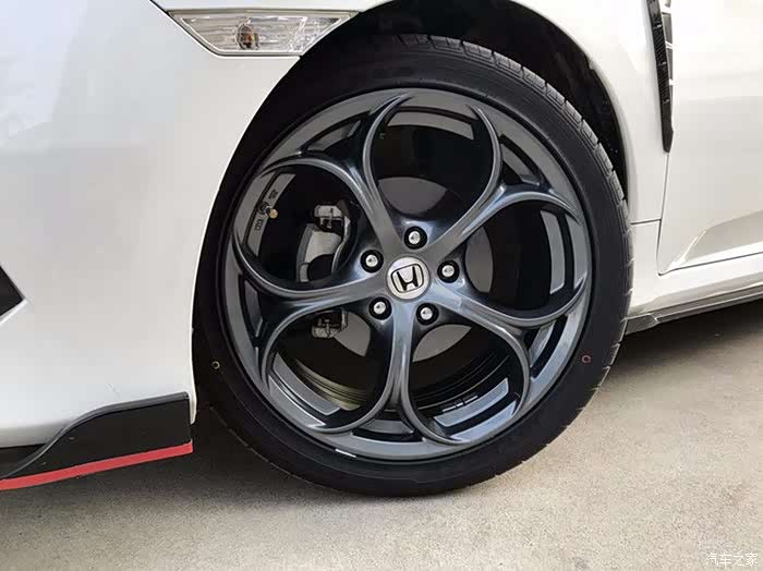 思域提车2年改装套四叶草罗密欧轮毂奖励一下买十代没后悔