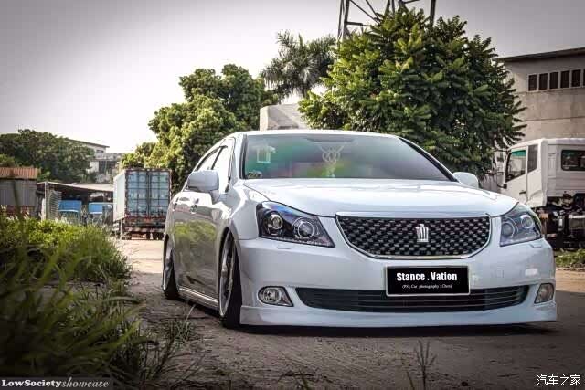 问一下大神,13.5代皇冠能不能改回13代的包围?