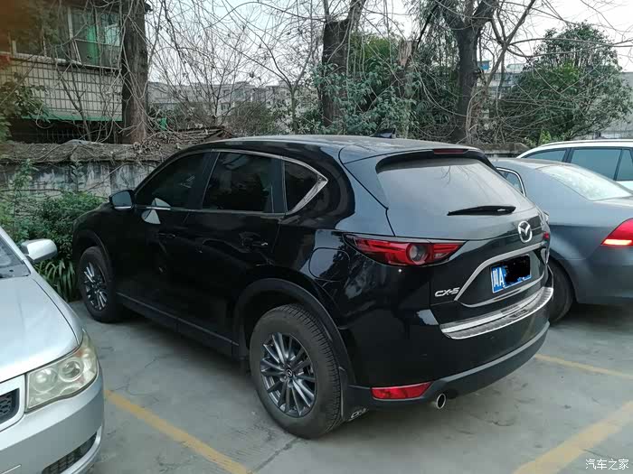 黑色极夜黑cx-5用车4月5000公里小改外观供车友借鉴