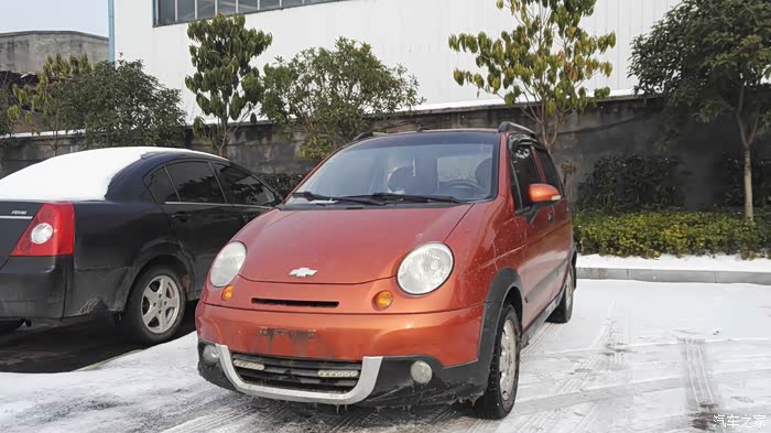 车已买下了,买的是荆州军哥的极品橘色乐驰